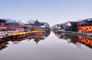 万爱情侣主题酒店