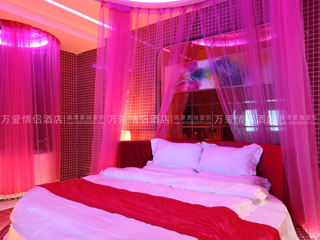 夫子庙店-梦巴黎 203-3